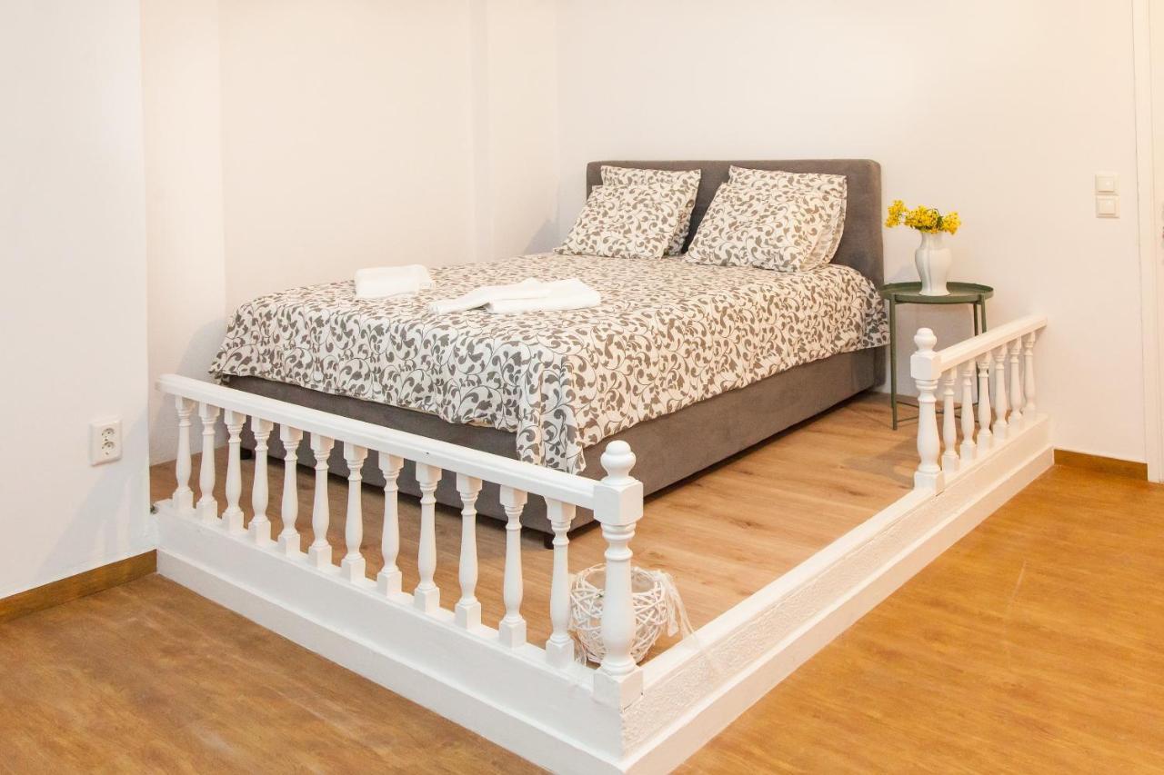 Glyfada Square Modern And Cozy Apartment Voula Экстерьер фото
